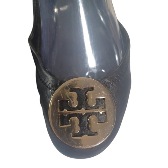 Tory Burch Women Sz 7.5 M Ballet Flats Minnie Travel Leather Black Big Gold Logo - Picture 8 of 8